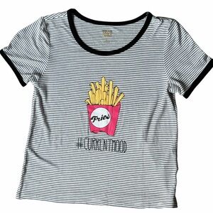 True Craft ladies striped short sleeve pullover Graphic T-shirt top size Small